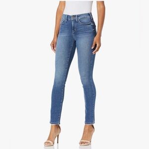 NYDJ Alina Legging Jeans in Medium Blue Size 2